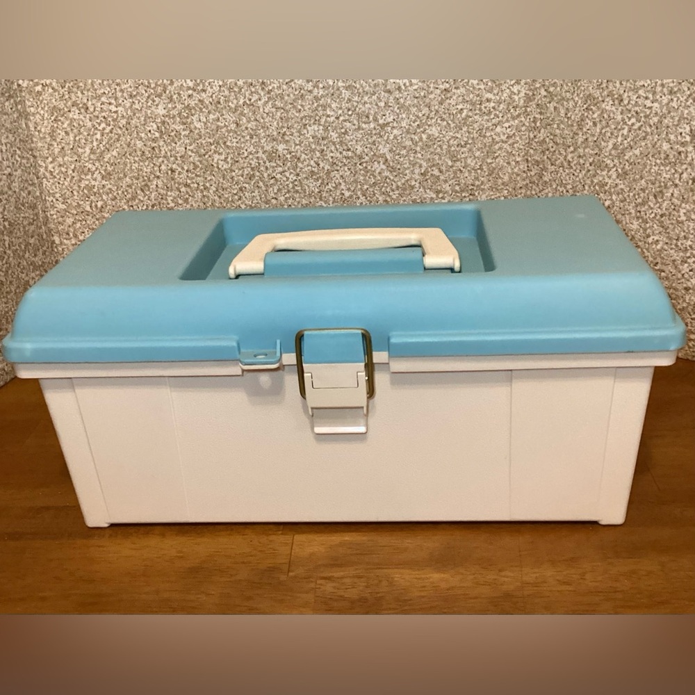 Wilton Cake Decorating Caddy
